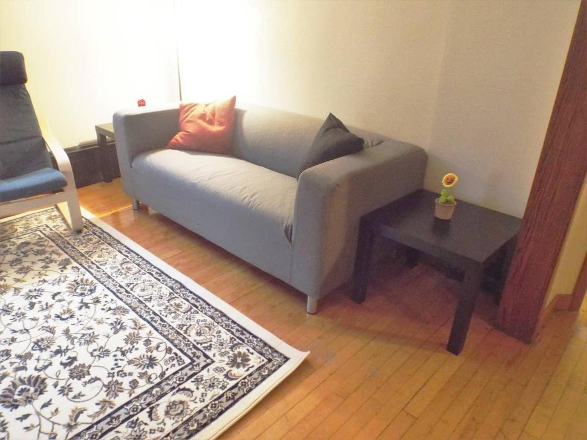 Comfortable 3 Bedroom Craftsman Bungalow In Milwaukee'S Bay View Neighborhood Exterior foto